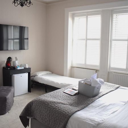 The Ashleigh - Dog Friendly Bed and Breakfast Bournemouth Buitenkant foto