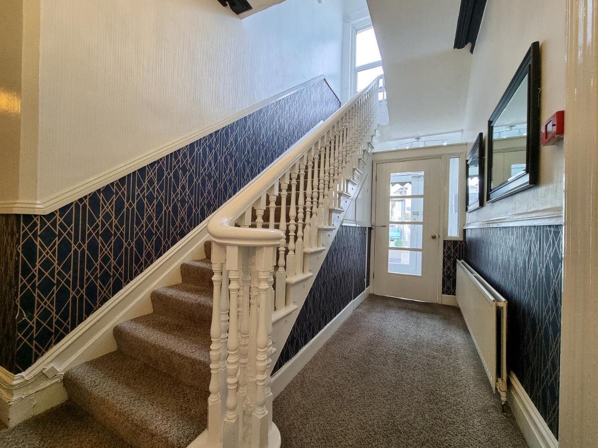 The Ashleigh - Dog Friendly Bed and Breakfast Bournemouth Buitenkant foto