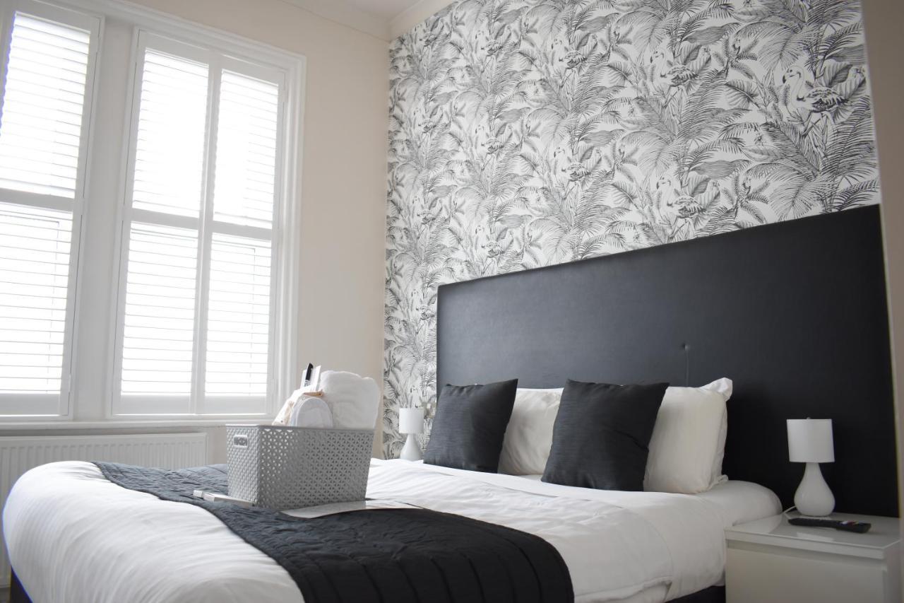 The Ashleigh - Dog Friendly Bed and Breakfast Bournemouth Buitenkant foto