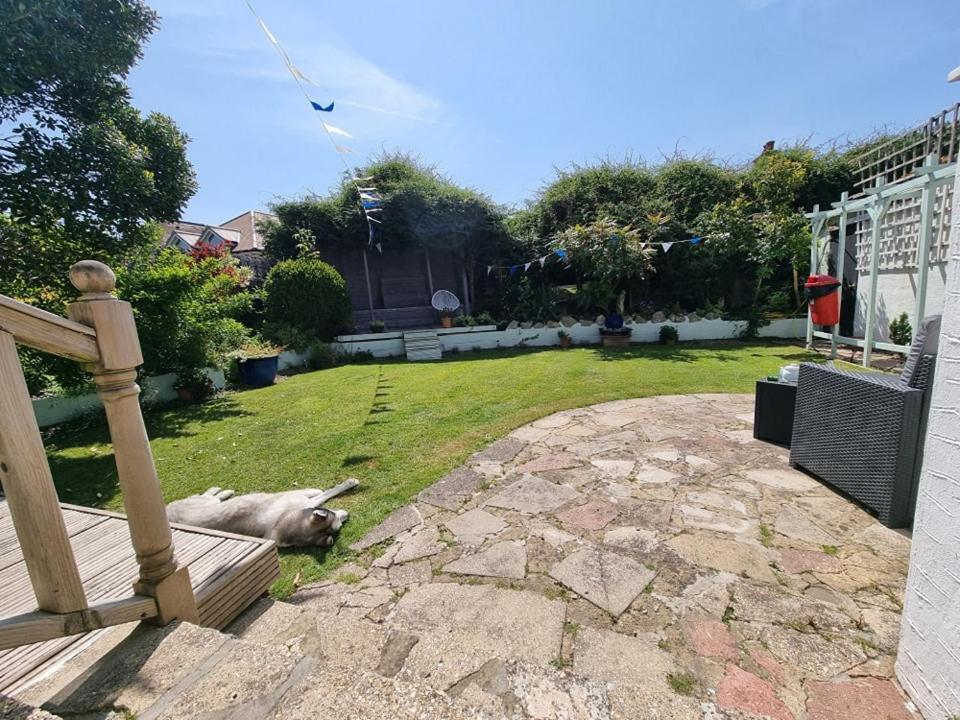 The Ashleigh - Dog Friendly Bed and Breakfast Bournemouth Buitenkant foto