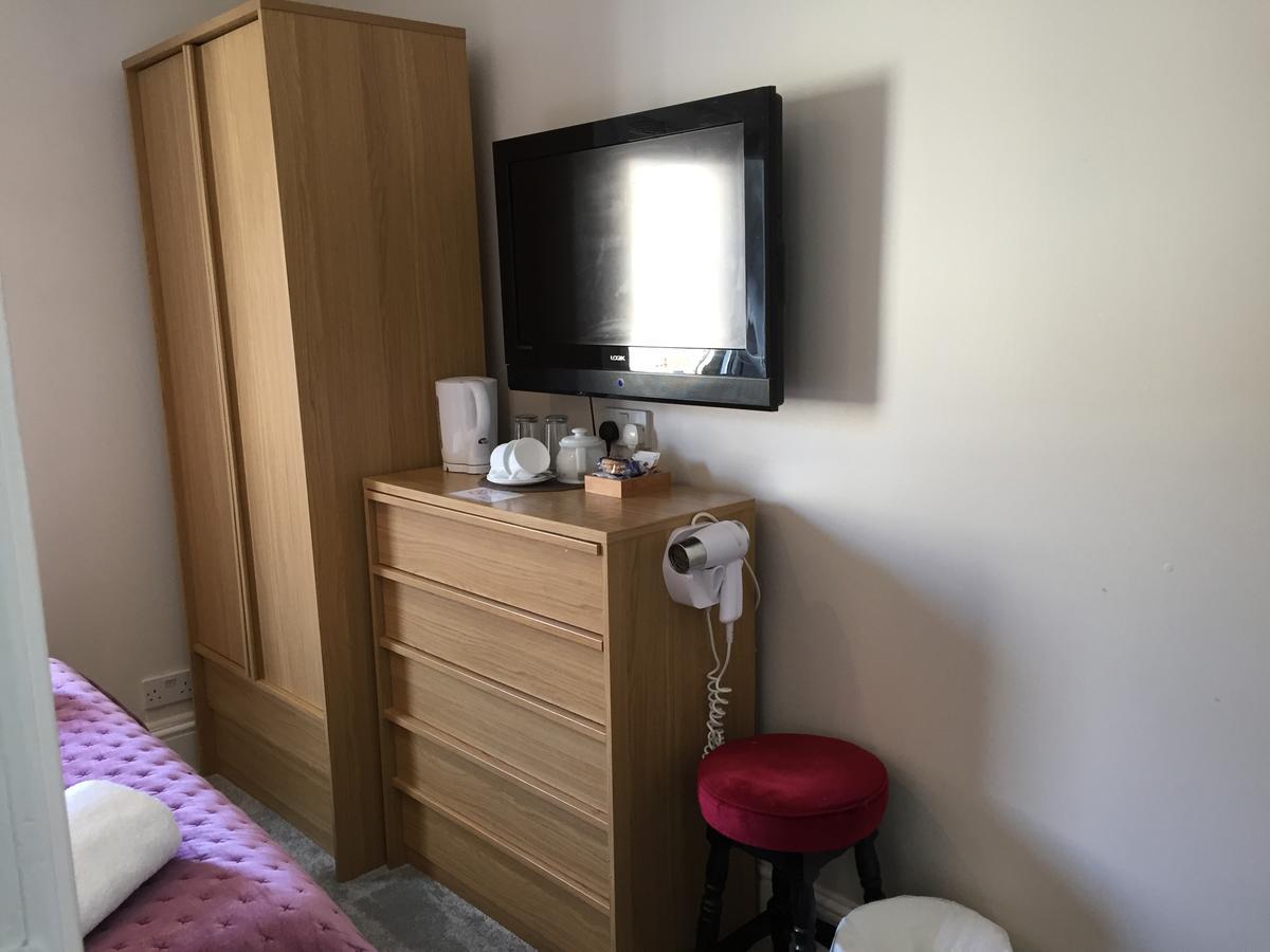The Ashleigh - Dog Friendly Bed and Breakfast Bournemouth Buitenkant foto